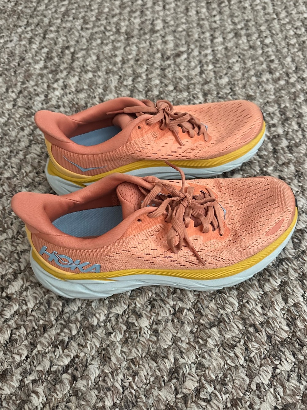 Hoka Clifton 8 Sneakers
